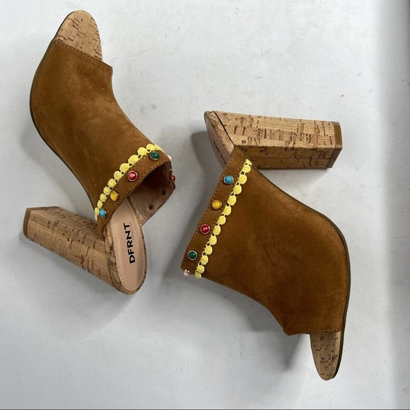 Artsy Art to Wear Boho Heeled Mule Sandals Size 8.5 - Picture 3 of 12